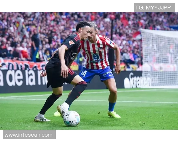 西蒙尼：马德里红白王朝缔造者，323胜铸就西甲传奇