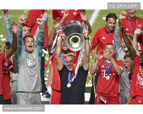 红蓝之魂与红海之滨：弗里克“柔情”一变，吉达街头的巴萨变奏曲